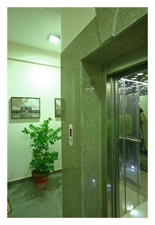 Evergreen 2Bhk Service Apartment Vasant Kunj Fortis Ilbs Nowe Delhi Zewnętrze zdjęcie